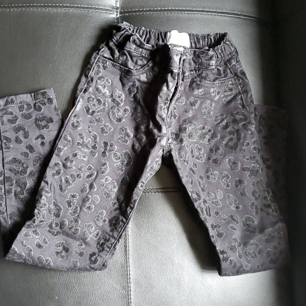 ⚡4/$25 Black Pants with Detail